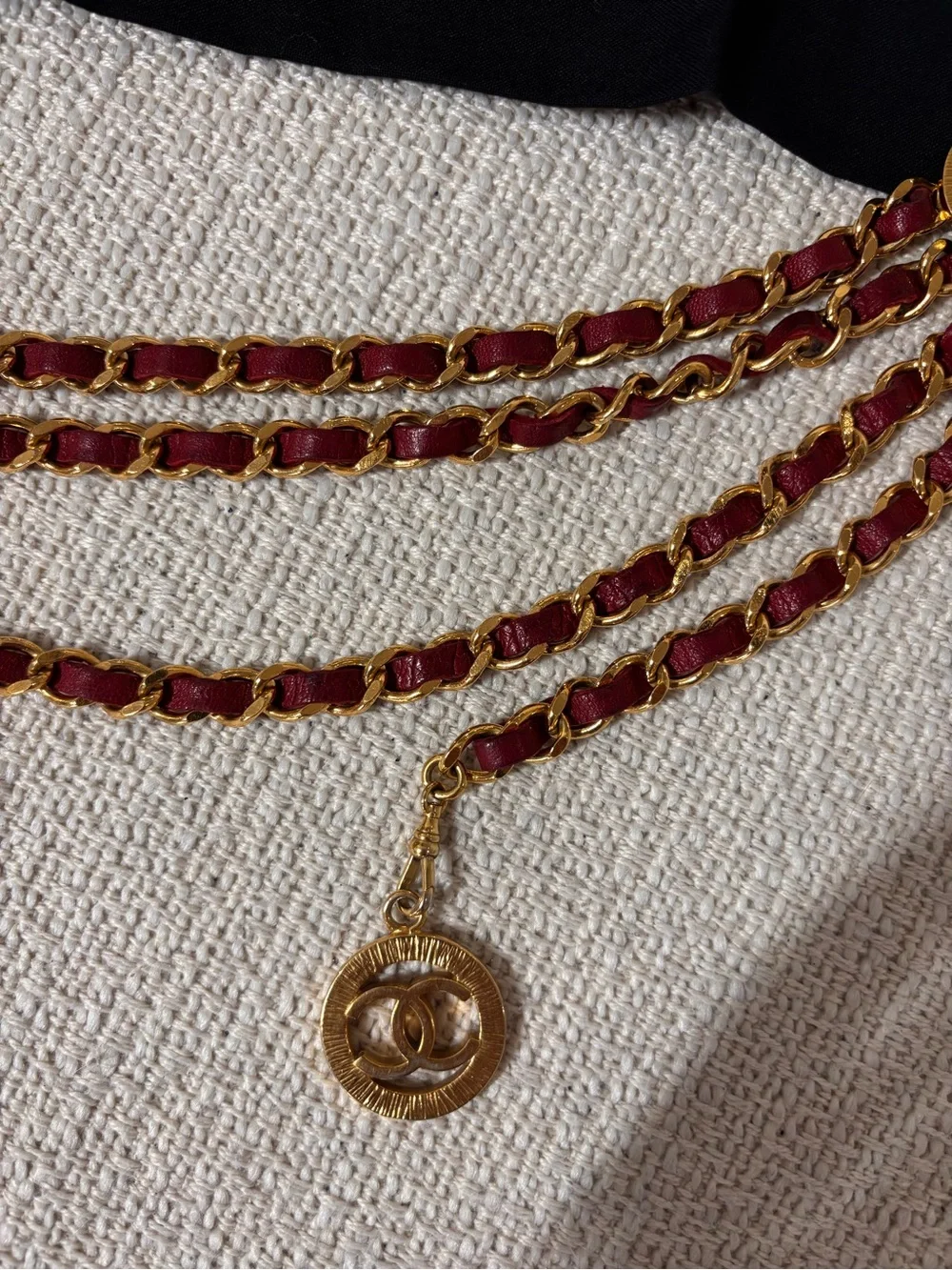 Authentic CHANEL 1984 Vintage burgundy leather triple chanel belt 83cm
